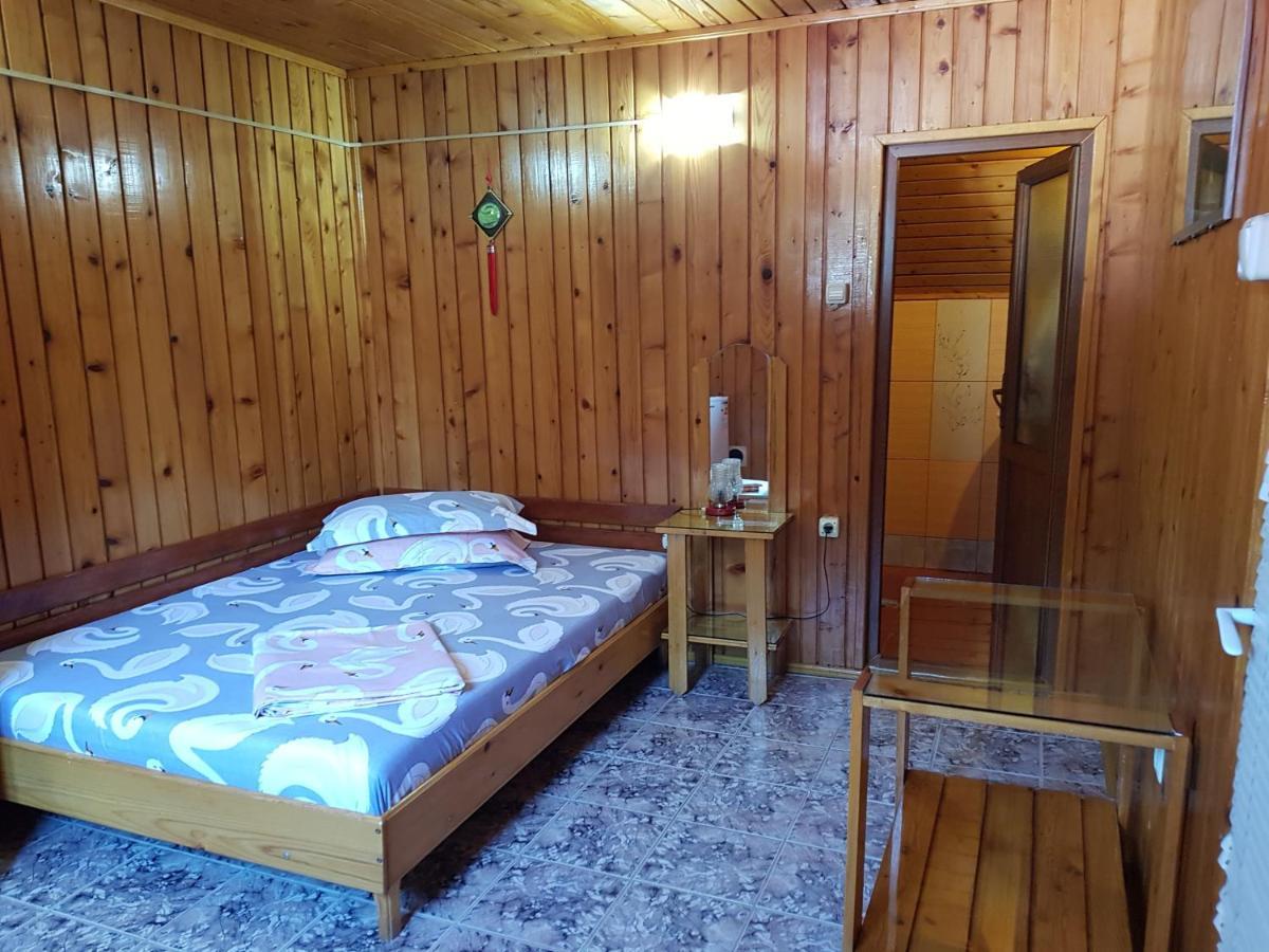 מלון Două Mai Casa Simona מראה חיצוני תמונה