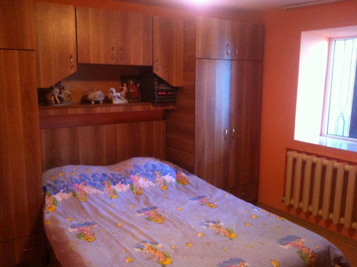 מלון Două Mai Casa Simona מראה חיצוני תמונה